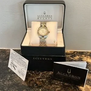 ACCUTRON NWT BULOVA GOLD & SILVER LADIES WATCH. Bulova Sutton Ladies Watch with Silver Toned Dial and  main image 4